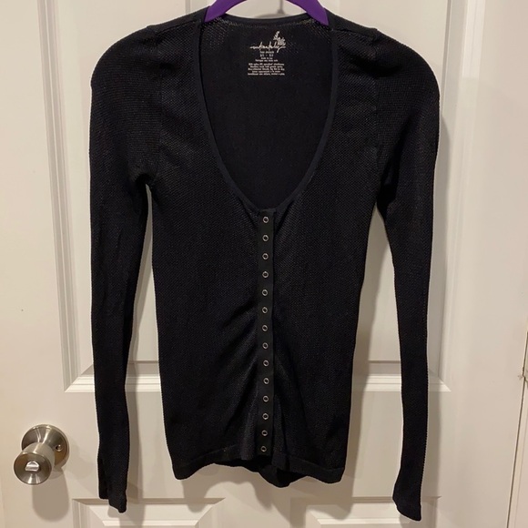 Free People Snap Close Sexy Scoop Neck Top EUC - Picture 1 of 9